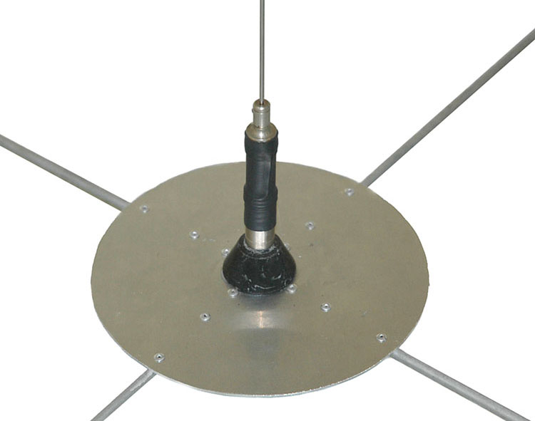 Photo 3   Standard mobile antenna mount adapted to the ground plane assembly - Top view